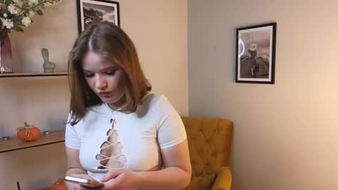 Fiona online show from 17, 12, 2025