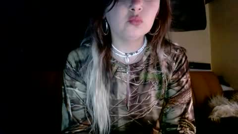 Snapshot of kipsy420 chatting on 20, 4, 2026 Kipsy Rose online show from 20, 4, 2026