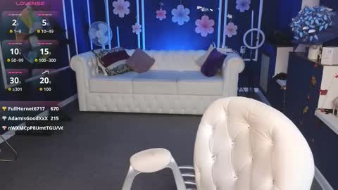 Kira Kennet online show from 7, 11, 2025