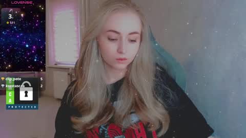 you know thumb up me please its important online show from 4, 4, 2026