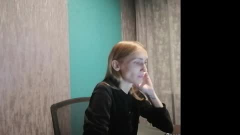 kira_morekiss online show from 25, 10, 2025