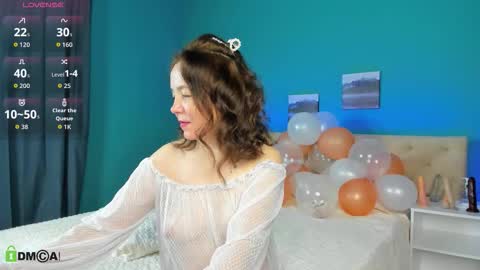 kiraadamss online show from 5, 3, 2026