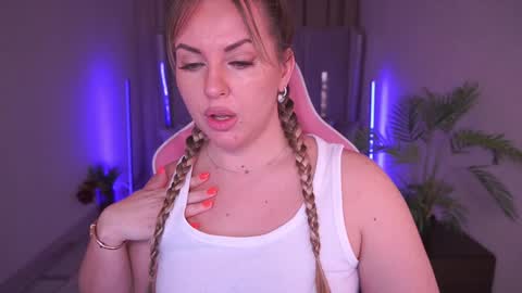 Kira online show from 1, 2, 2025