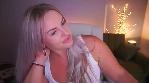 Kira online show from 15, 9, 2025