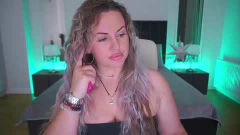 Kira online show from 22, 3, 2026