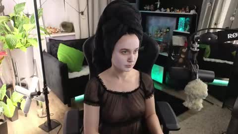 Kira    online show from 6, 6, 2026