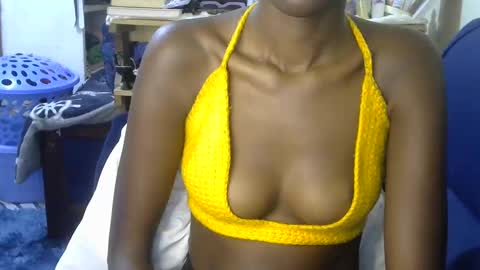 Snapshot of kiranoir1 chatting on 13, 11, 2025 Kira online show from 13, 11, 2025