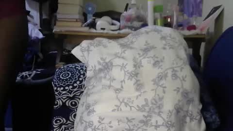 Snapshot of kiranoir1 chatting on 2, 12, 2025 Kira online show from 2, 12, 2025