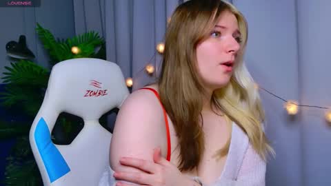 Snapshot of kirashaw chatting on 9, 1, 2026 Kira online show from 9, 1, 2026