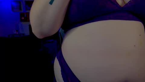 KiraSpitQueen online show from 2, 3, 2026