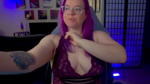 KiraSpitQueen online show from 5, 4, 2026