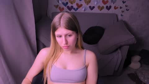 Snapshot of kirraa_ chatting on 19, 2, 2025 Kira online show from 19, 2, 2025