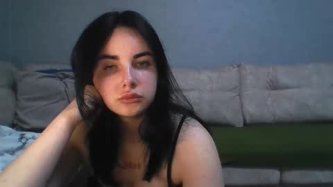 Snapshot of kirunya chatting on 2, 11, 2025 Kira online show from 2, 11, 2025