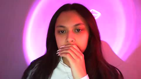 kiss_ameliaa online show from 18, 2, 2025