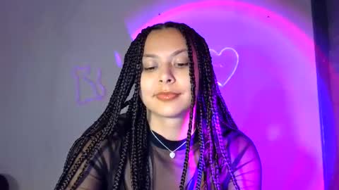 kiss_ameliaa online show from 6, 3, 2025