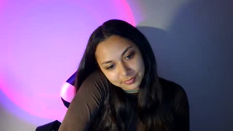 kiss_ameliaa online show from 15, 9, 2025