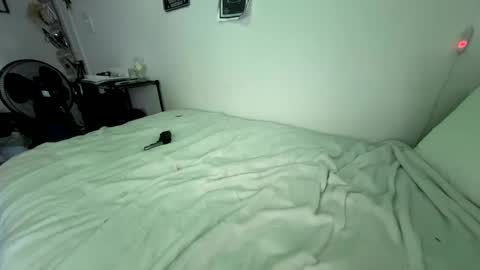 Snapshot of kissahsins chatting on 26, 1, 2025 Kissah Kreampuff online show from 26, 1, 2025