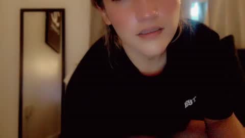 Snapshot of kissahsins chatting on 27, 1, 2025 Kissah Kreampuff online show from 27, 1, 2025