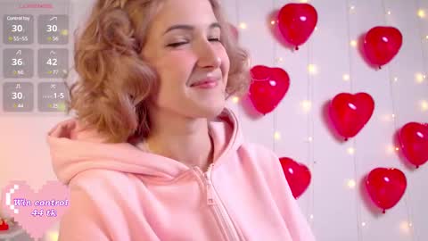 Snapshot of kisskiss_muah chatting on 14, 2, 2025 Kate  online show from 14, 2, 2025