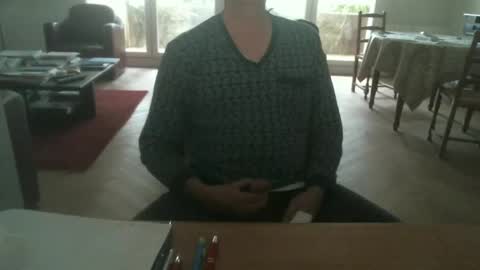 kisslog1 online show from 14, 9, 2025