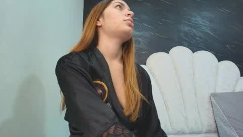 BELLA FLAME online show from 9, 5, 2026
