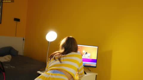 Snapshot of kissmesloww chatting on 14, 10, 2025 Snezhana online show from 14, 10, 2025