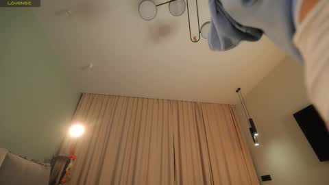 Snapshot of kissmesloww chatting on 8, 11, 2025 Snezhana online show from 8, 11, 2025