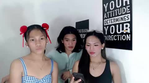 kissykittenx_ online show from 6, 4, 2026