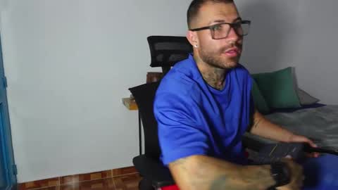 kite__ online show from 30, 1, 2025