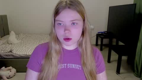 Snapshot of kitten_jenny01 chatting on 11, 7, 2026 Jennyblonde and Emmabrunette online show from 11, 7, 2026