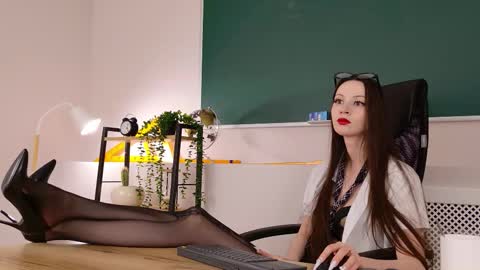 Kitti online show from 29, 10, 2025