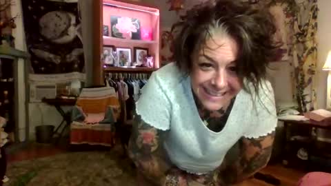 kitty_bang_bang online show from 11, 6, 2026