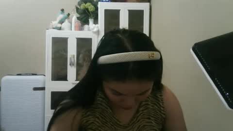Snapshot of kitty_fussy chatting on 26, 9, 2025 kitty_fussy online show from 26, 9, 2025