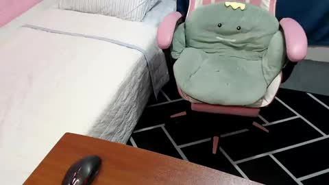 Kate online show from 13, 2, 2025