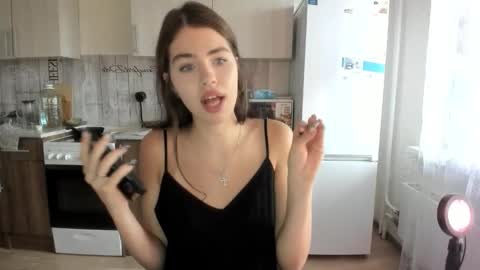 kitty mila online show from 12, 9, 2025