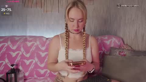 Kelsi and Ricky online show from 12, 7, 2026