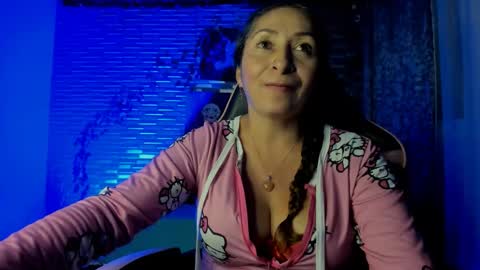 violet online show from 2, 12, 2025