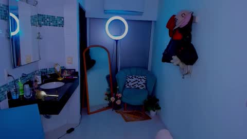 KittyChanel online show from 18, 12, 2025