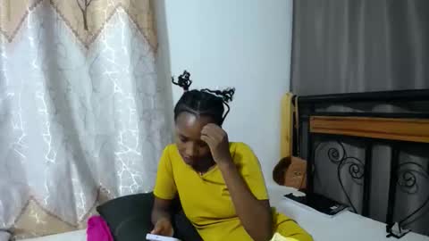 Fay online show from 19, 4, 2026