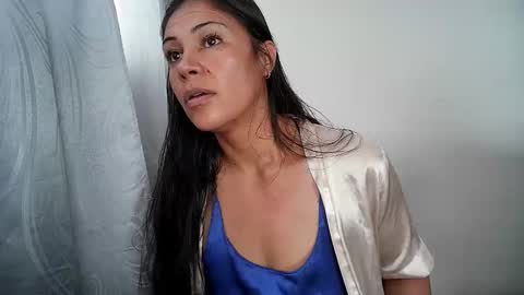 Snapshot of kittyholeshot87 chatting on 14, 11, 2025 kittyholeshot87 online show from 14, 11, 2025