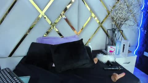 kittylovely  online show from 12, 4, 2026