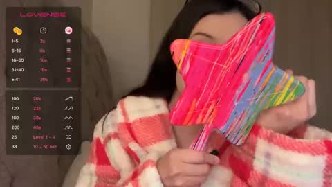 mia online show from 6, 1, 2025