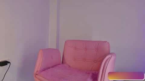 kittymyers_ online show from 8, 5, 2026