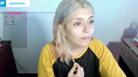 Snapshot of kittytrixy97 chatting on 10, 12, 2024 Kitty Trixy online show from 10, 12, 2024