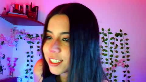 Kittyuwu  online show from 27, 10, 2025