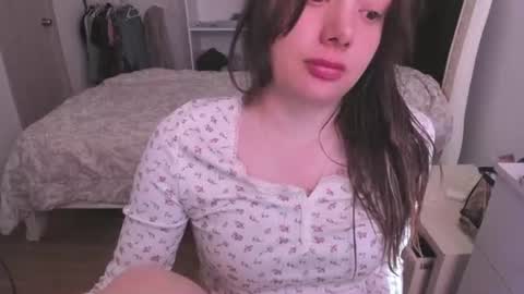 Snapshot of kittywantslove23 chatting on 15, 7, 2026 kittywantslove23 online show from 15, 7, 2026