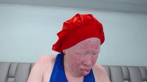 Snapshot of kittywhiteass chatting on 21, 9, 2025 kittywhiteass online show from 21, 9, 2025