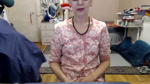 KiuminBerry online show from 7, 3, 2025