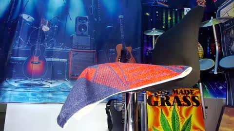 Snapshot of kiveuxmakeu chatting on 19, 2, 2025 kiveuxmakeu online show from 19, 2, 2025