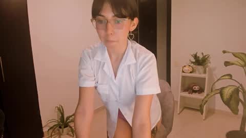 Little piece of fruit online show from 3, 12, 2024